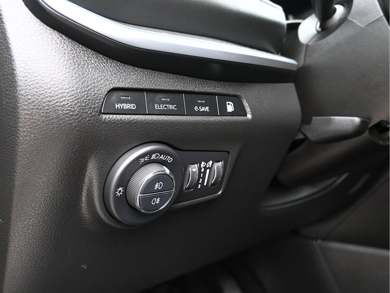 Vehicle Image 35
