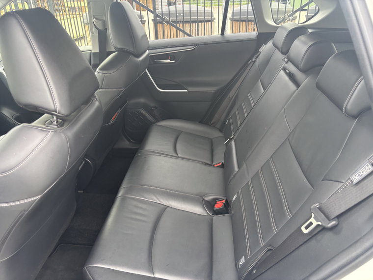 Vehicle Image 22