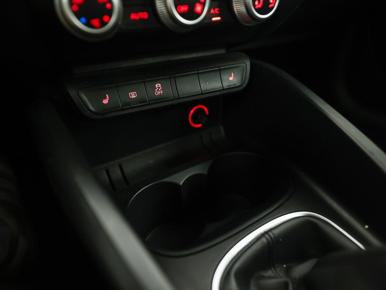 Vehicle Image 24