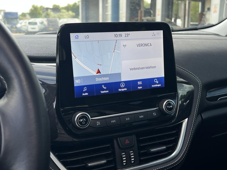 Vehicle Image 22
