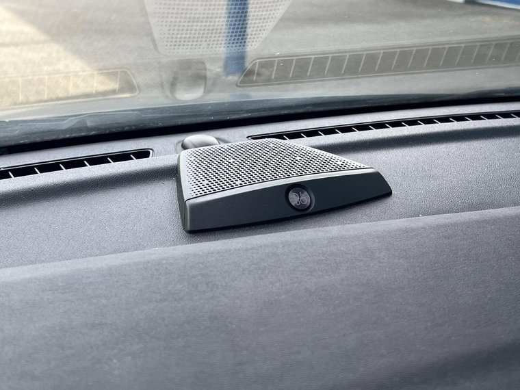 Vehicle Image 24