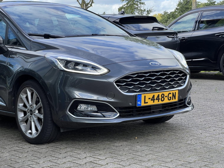 Vehicle Image 5