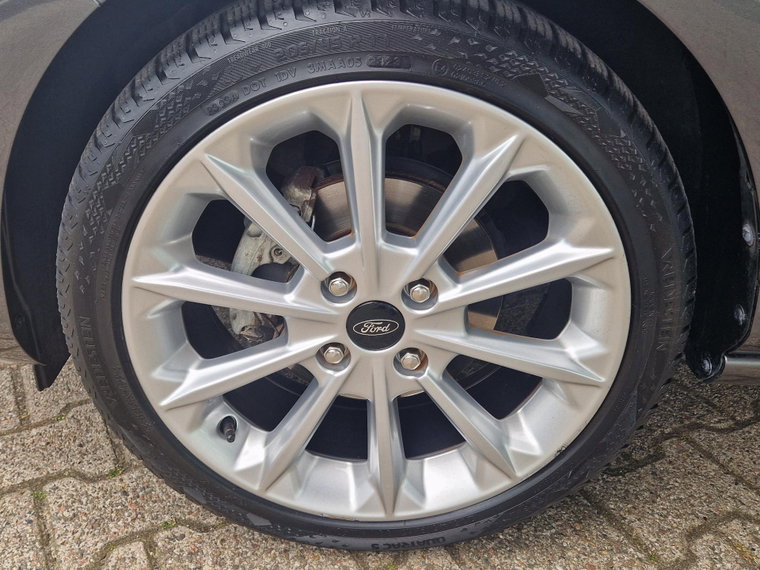Vehicle Image 39