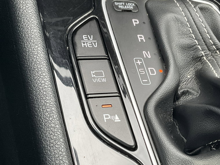 Vehicle Image 33