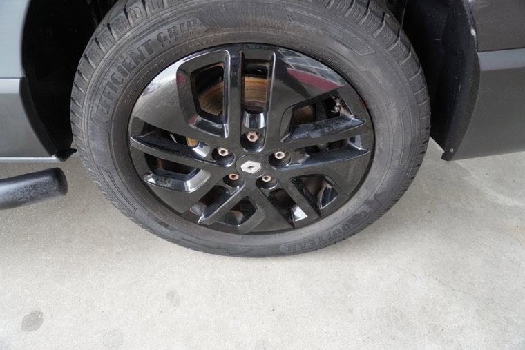 Vehicle Image 21