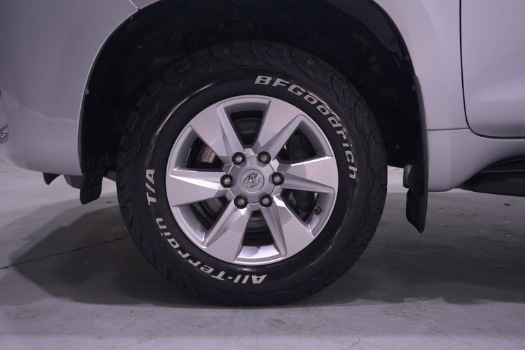 Vehicle Image 18