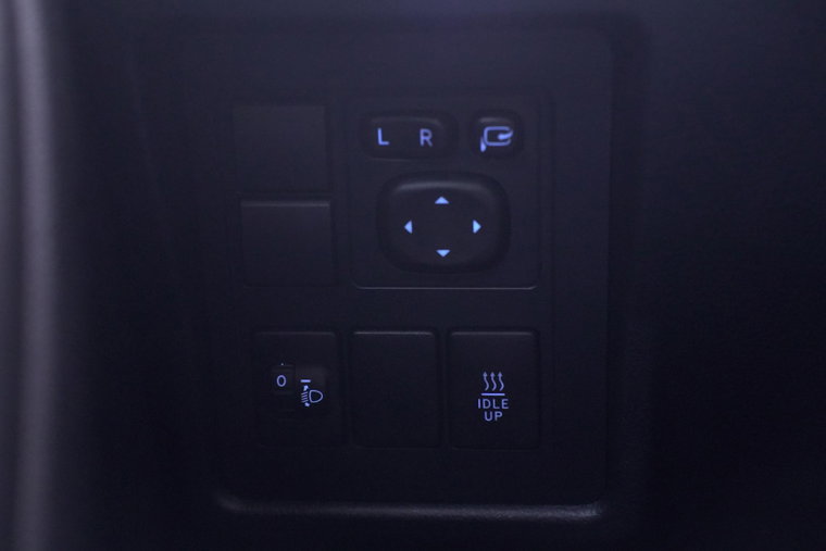 Vehicle Image 38