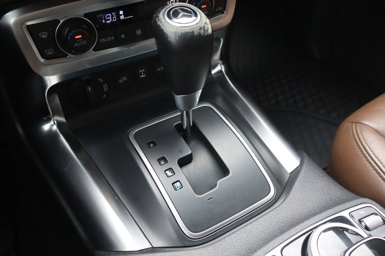 Vehicle Image 13