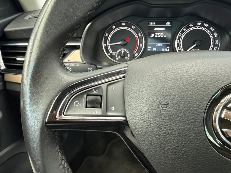 Vehicle Image 24