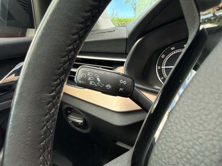Vehicle Image 26