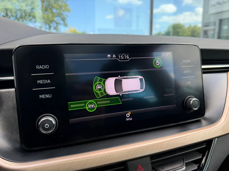 Vehicle Image 35