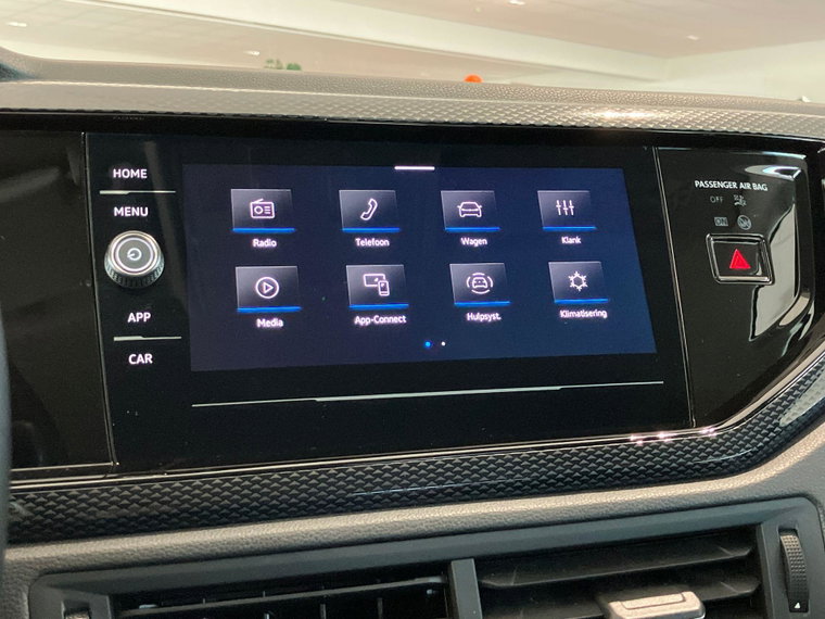 Vehicle Image 22