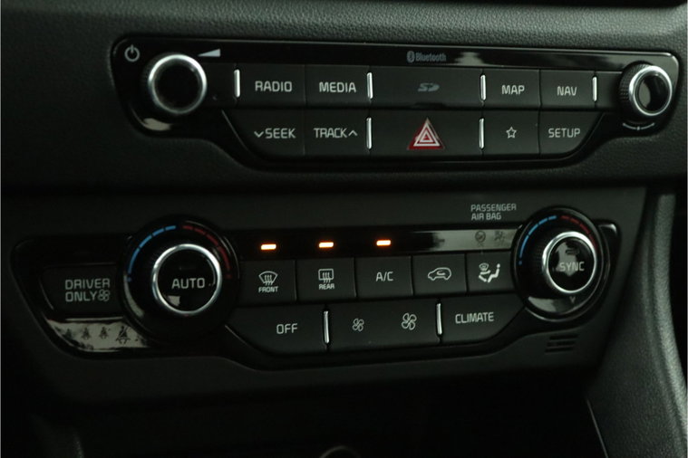 Vehicle Image 26