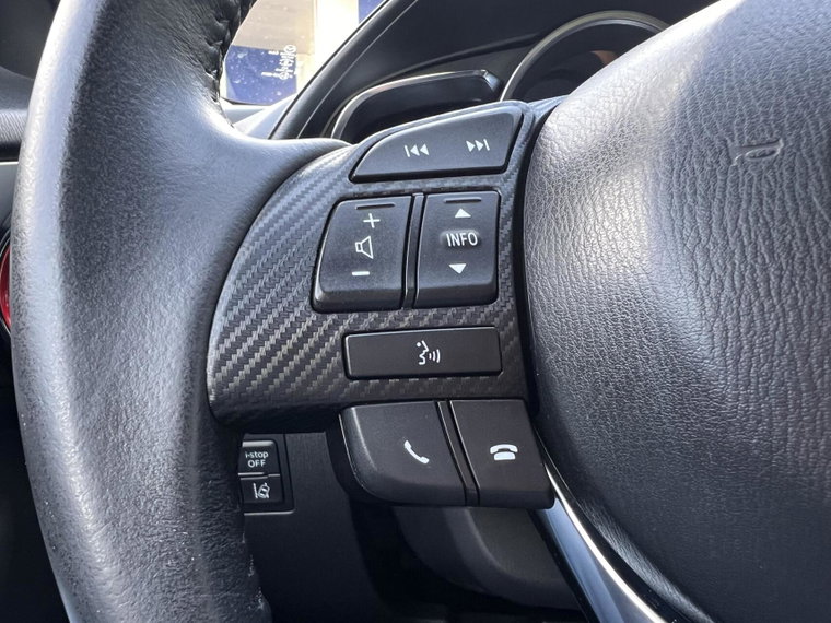 Vehicle Image 38