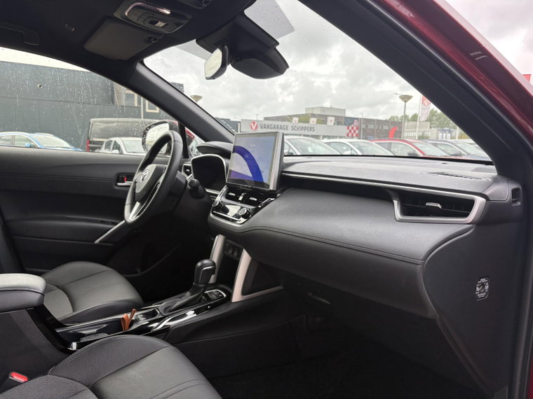 Vehicle Image 10