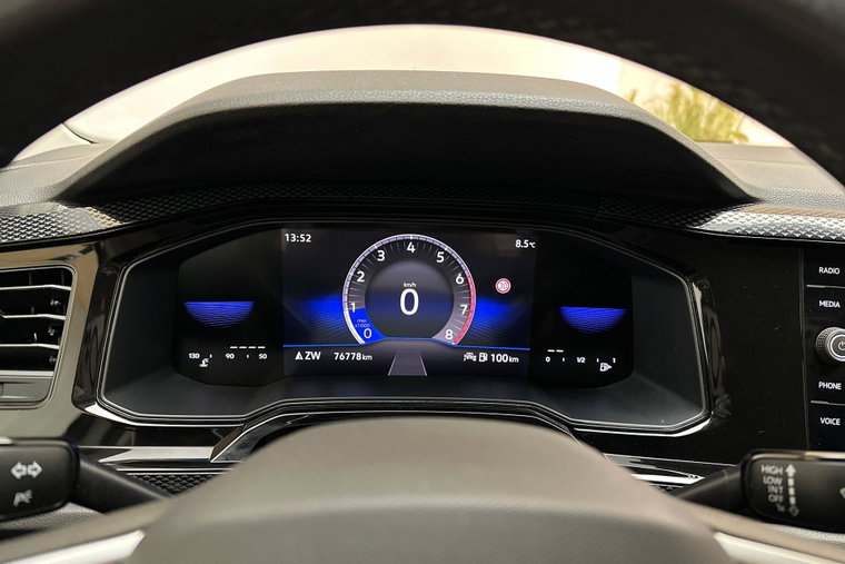 Vehicle Image 22