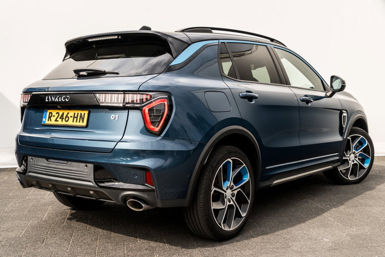 Vehicle Image 6