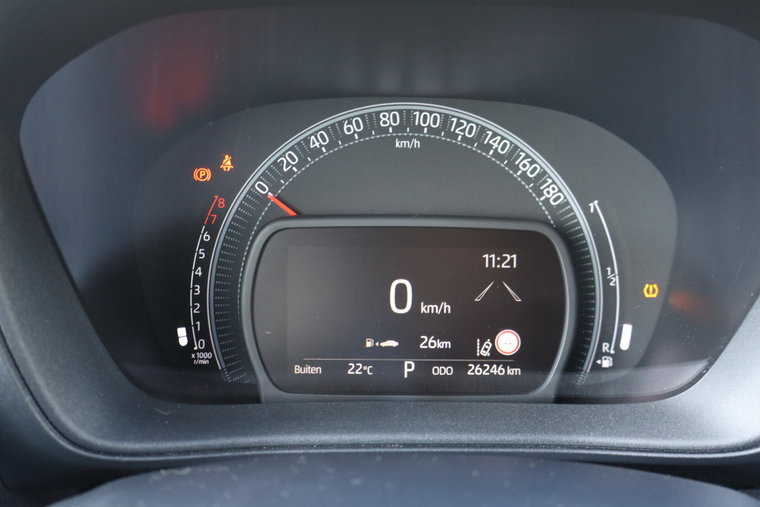 Vehicle Image 22