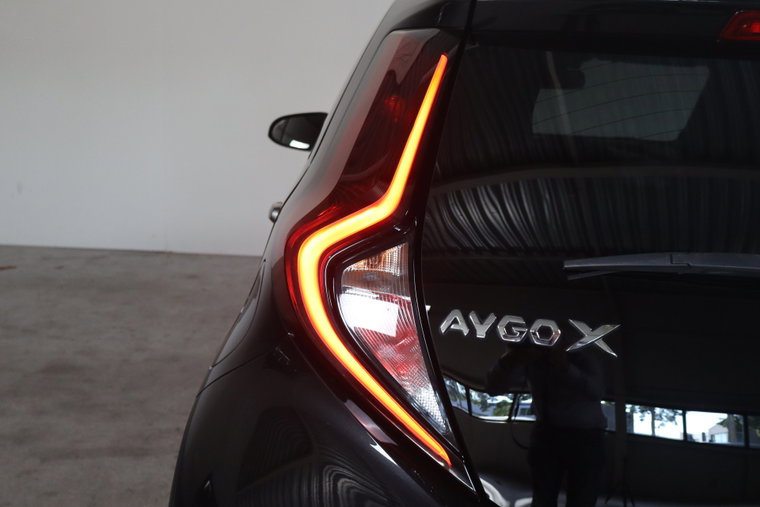 Vehicle Image 30