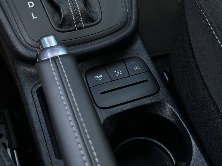 Vehicle Image 23