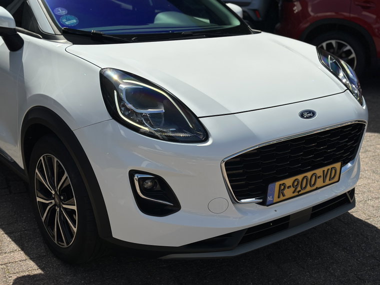 Vehicle Image 40