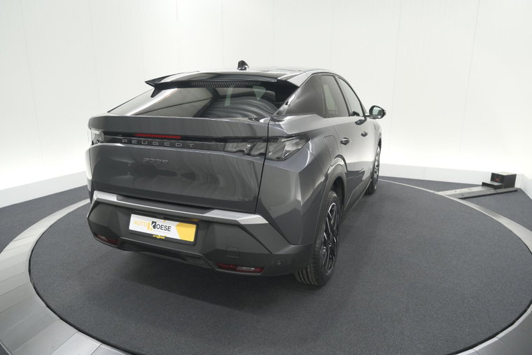 Vehicle Image 52