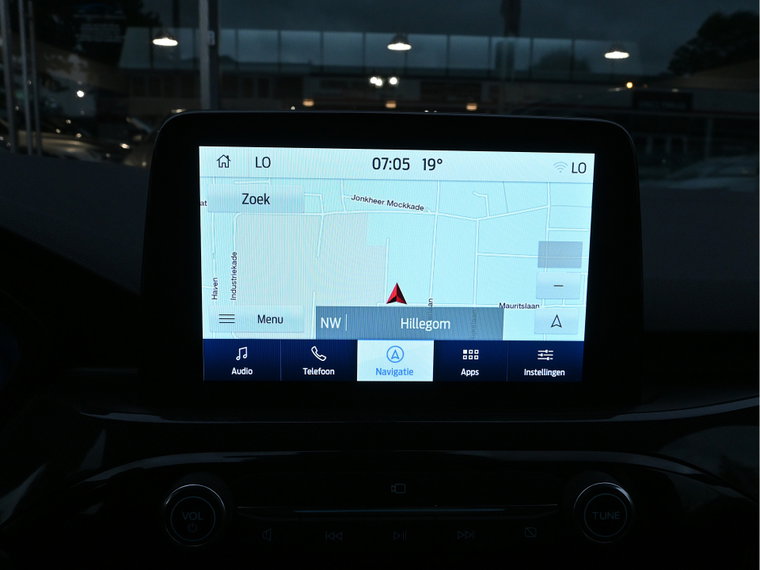 Vehicle Image 30