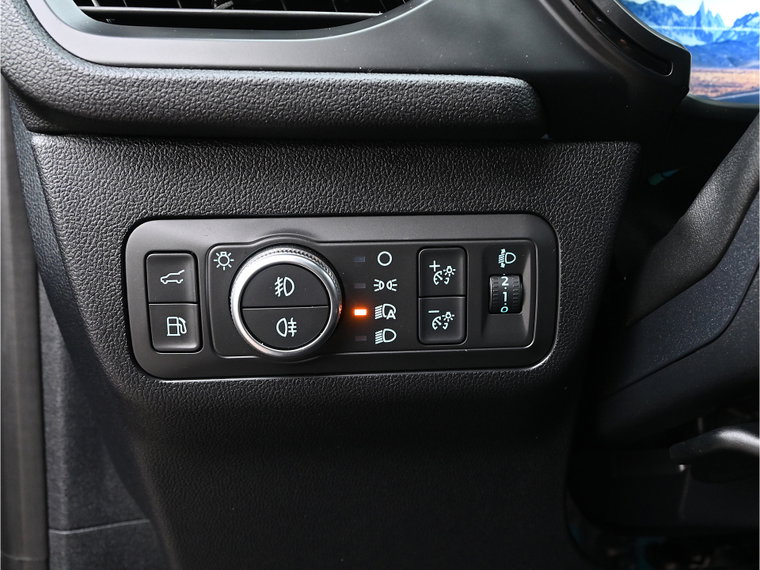 Vehicle Image 36