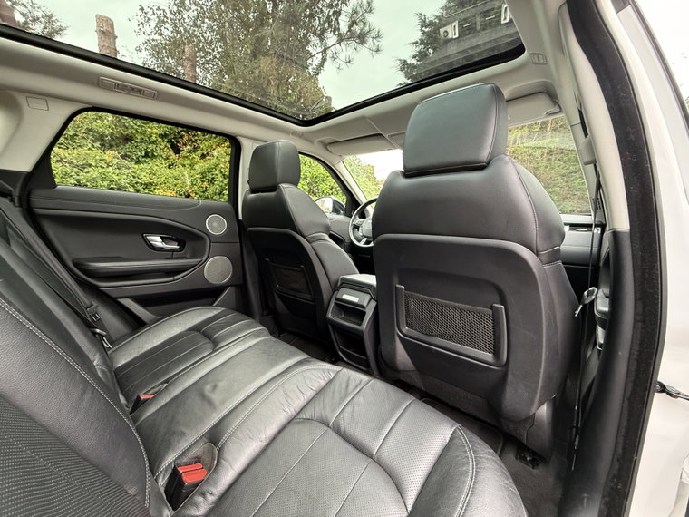 Vehicle Image 17