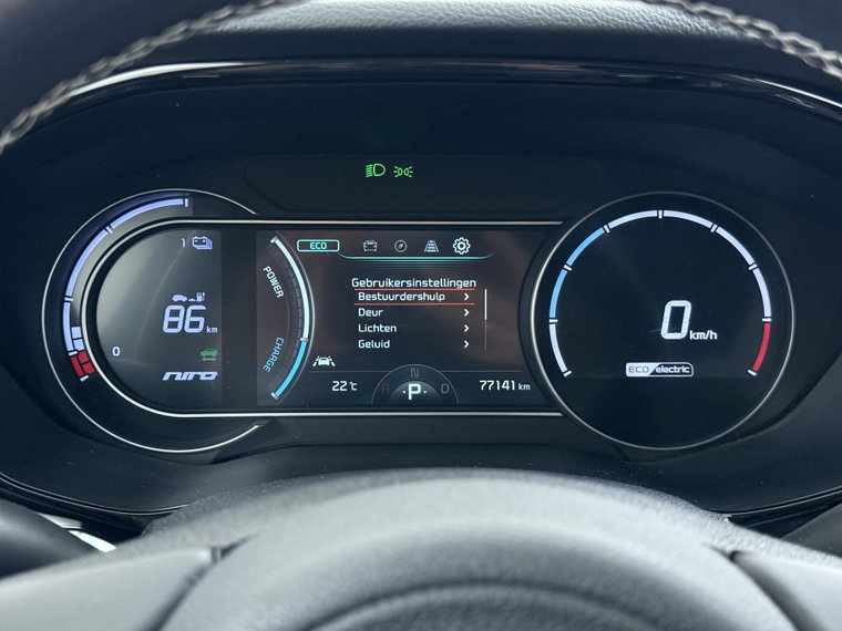 Vehicle Image 32