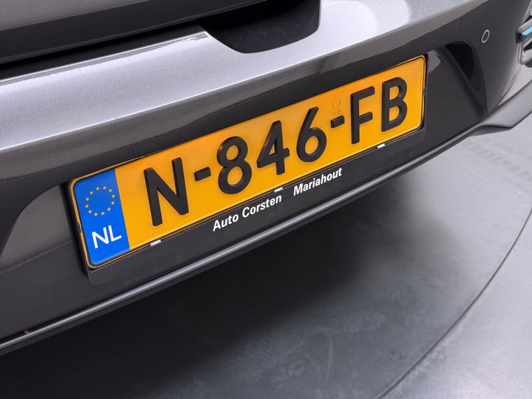 Vehicle Image 43