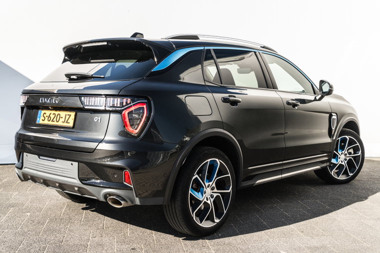 Vehicle Image 6