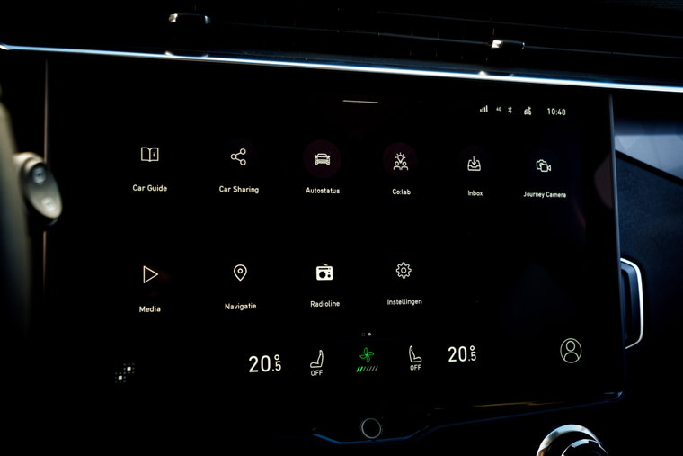 Vehicle Image 52