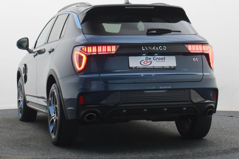 Vehicle Image 18