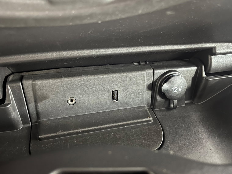 Vehicle Image 24