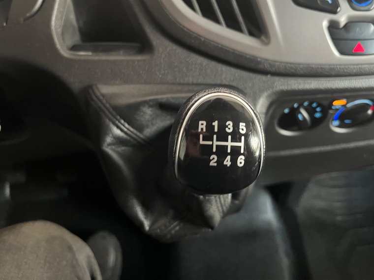 Vehicle Image 29