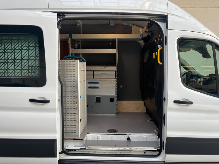 Vehicle Image 31