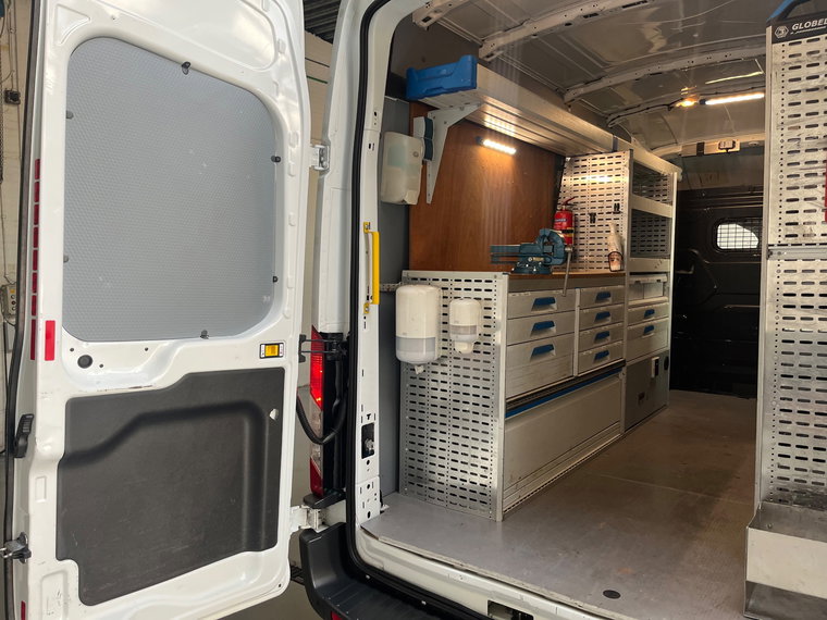 Vehicle Image 36