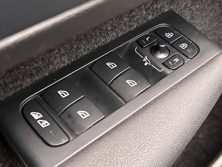 Vehicle Image 45