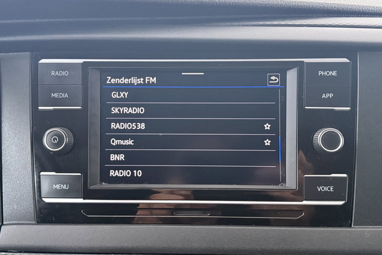 Vehicle Image 22