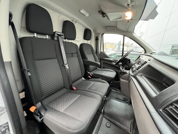 Vehicle Image 20