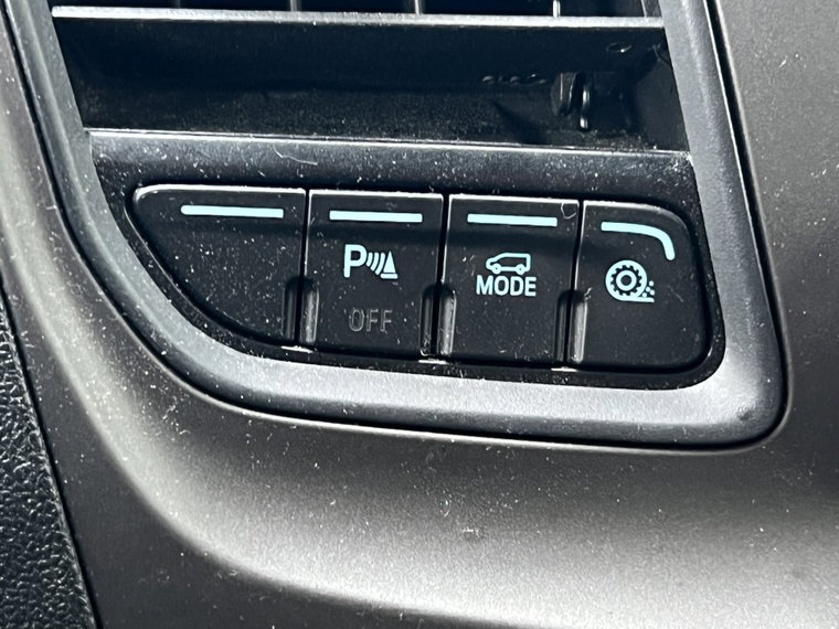 Vehicle Image 28