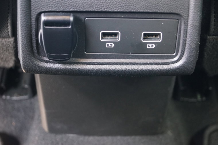 Vehicle Image 35