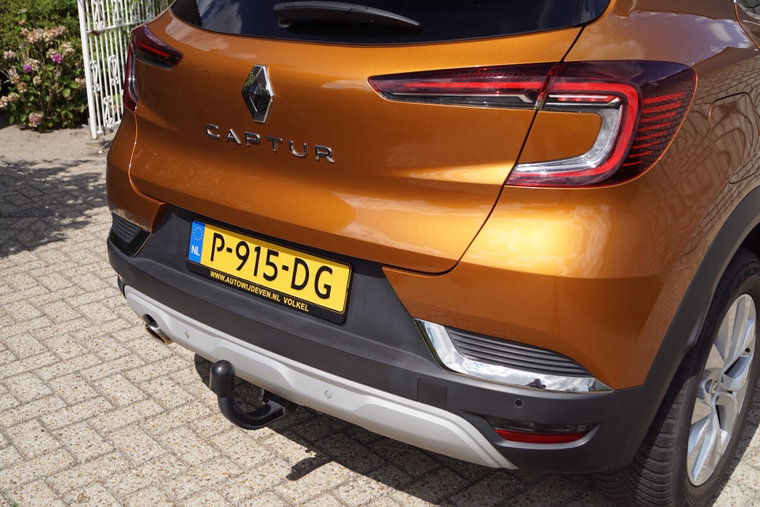 Vehicle Image 42
