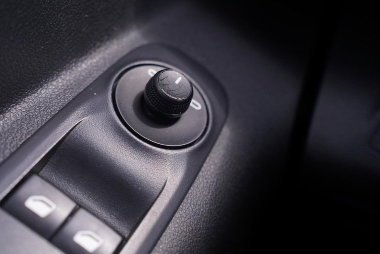 Vehicle Image 37