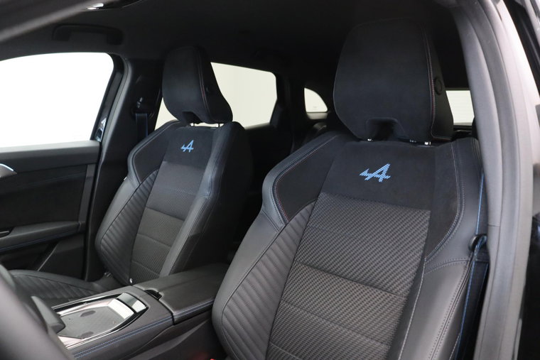 Vehicle Image 42