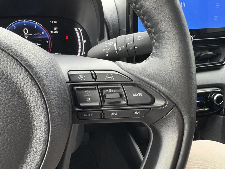 Vehicle Image 20