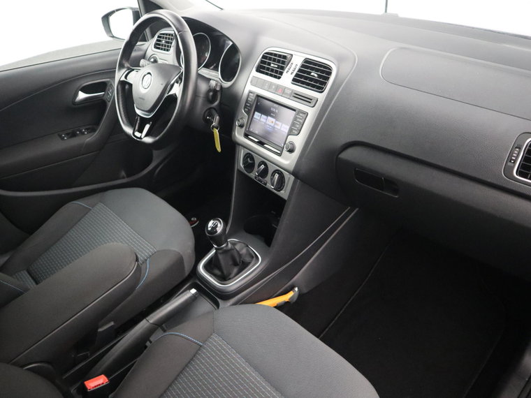 Vehicle Image 35