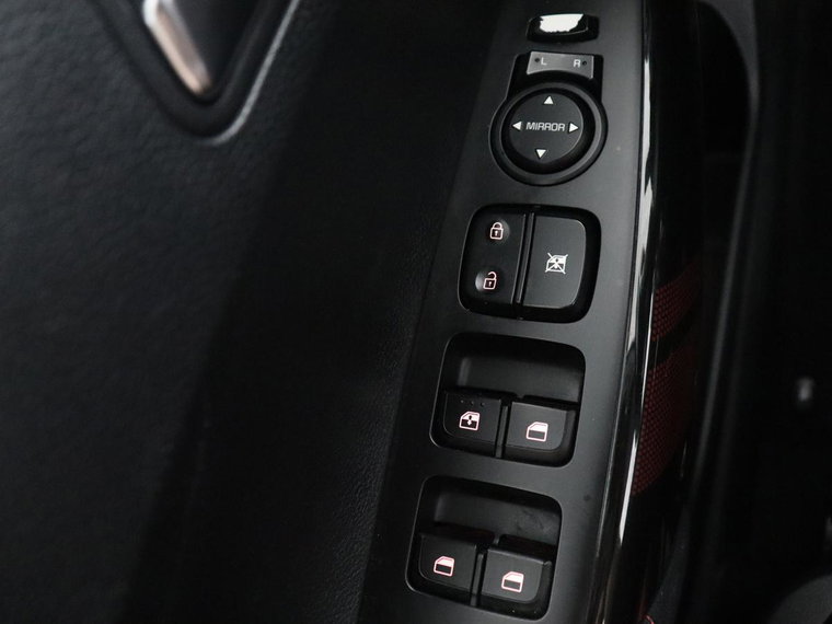 Vehicle Image 33
