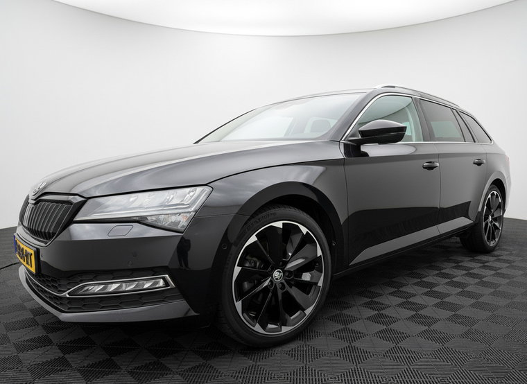 Vehicle Image 30